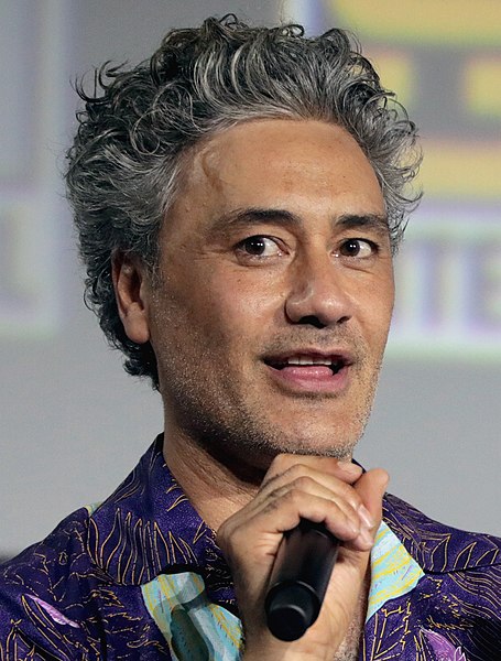 455px-Taika_Waititi_by_Gage_Skidmore_2.jpg