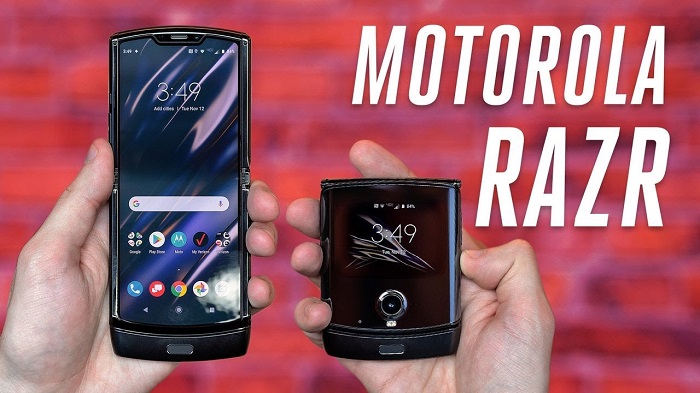 2 - Motorola Razr hands-on_ the foldable phone we’ve wanted.jpg