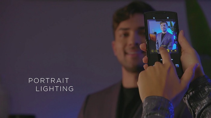 4 - razr camera features.jpg