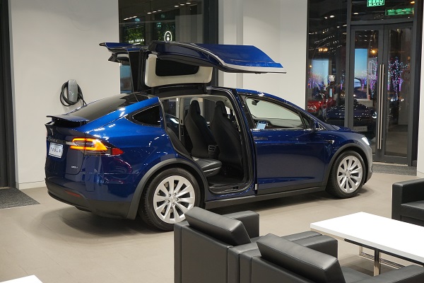 modelX-1.JPG