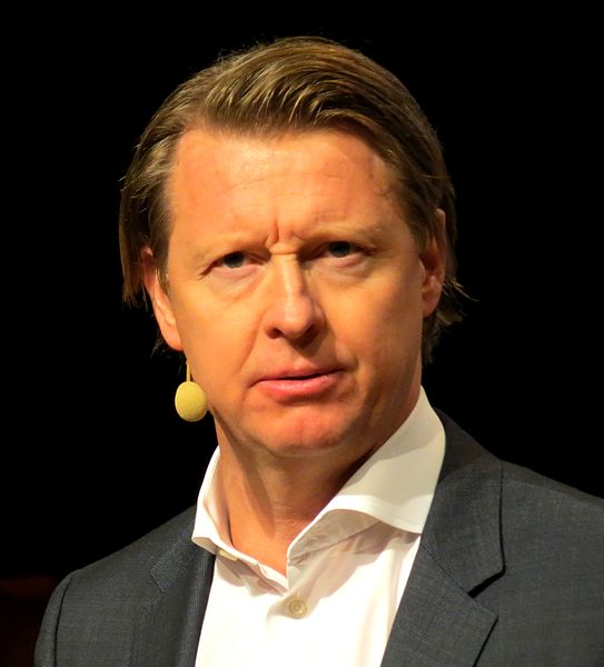 543px-Hans_Vestberg.jpg