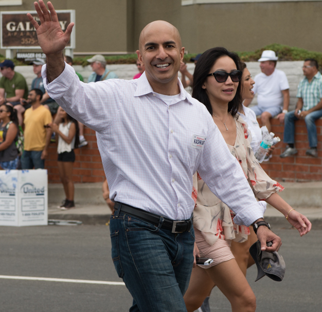 Neel_Kashkari_marching_in_the_2014_San_Diego_LGBT_Pride_Parade_(1).jpg