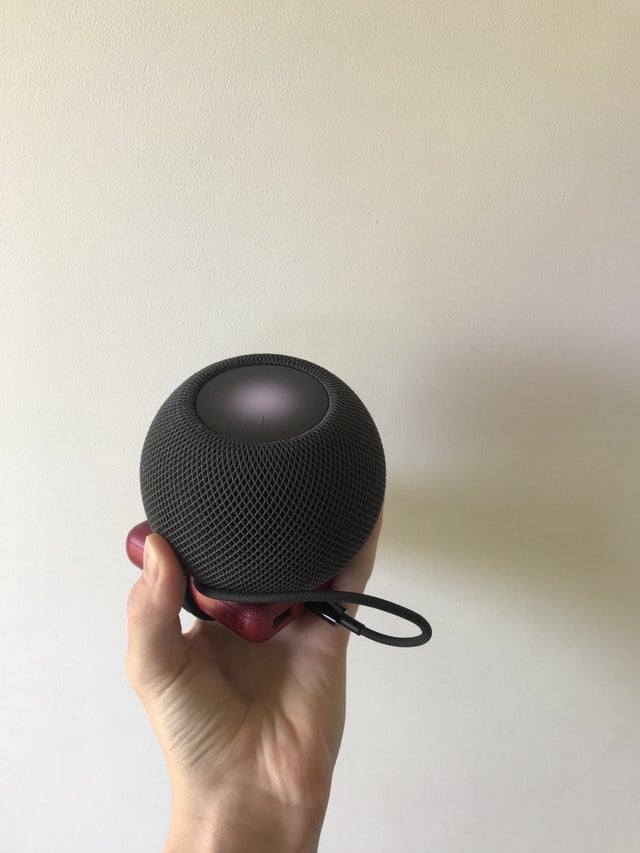 HomePod_mini_portable_charger.jpg