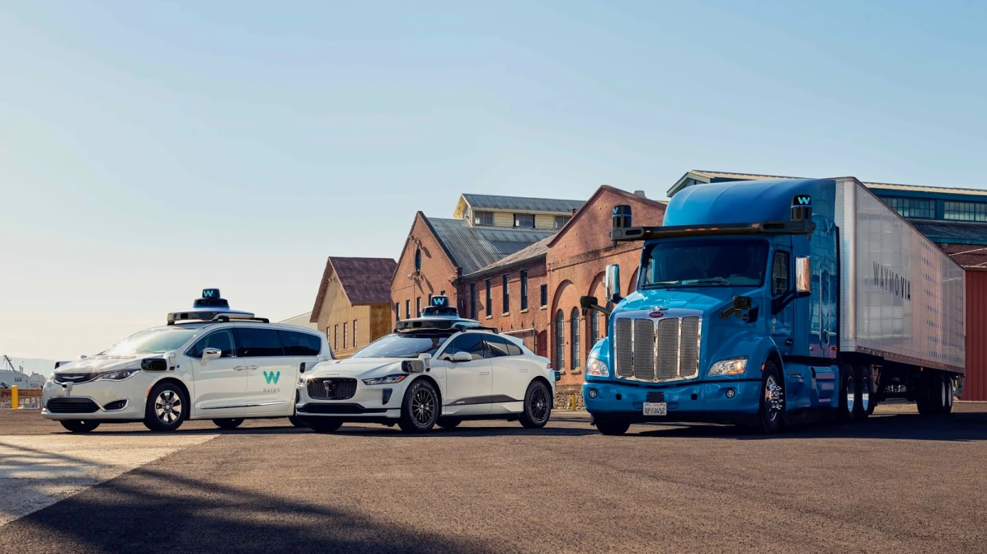 Waymo-lineup.webp