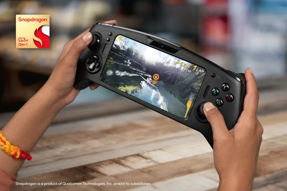 Snapdragon_G3x_gen_1_Handheld_Gaming_Lifestyle_2.0.webp