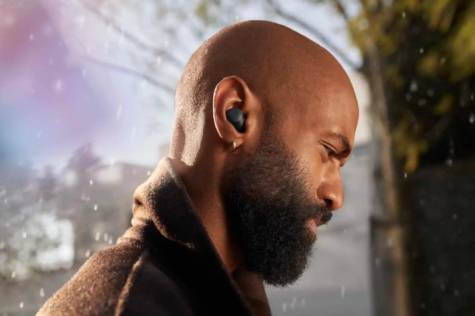 Pixel-Buds-Pro-Lifestyle-5.webp