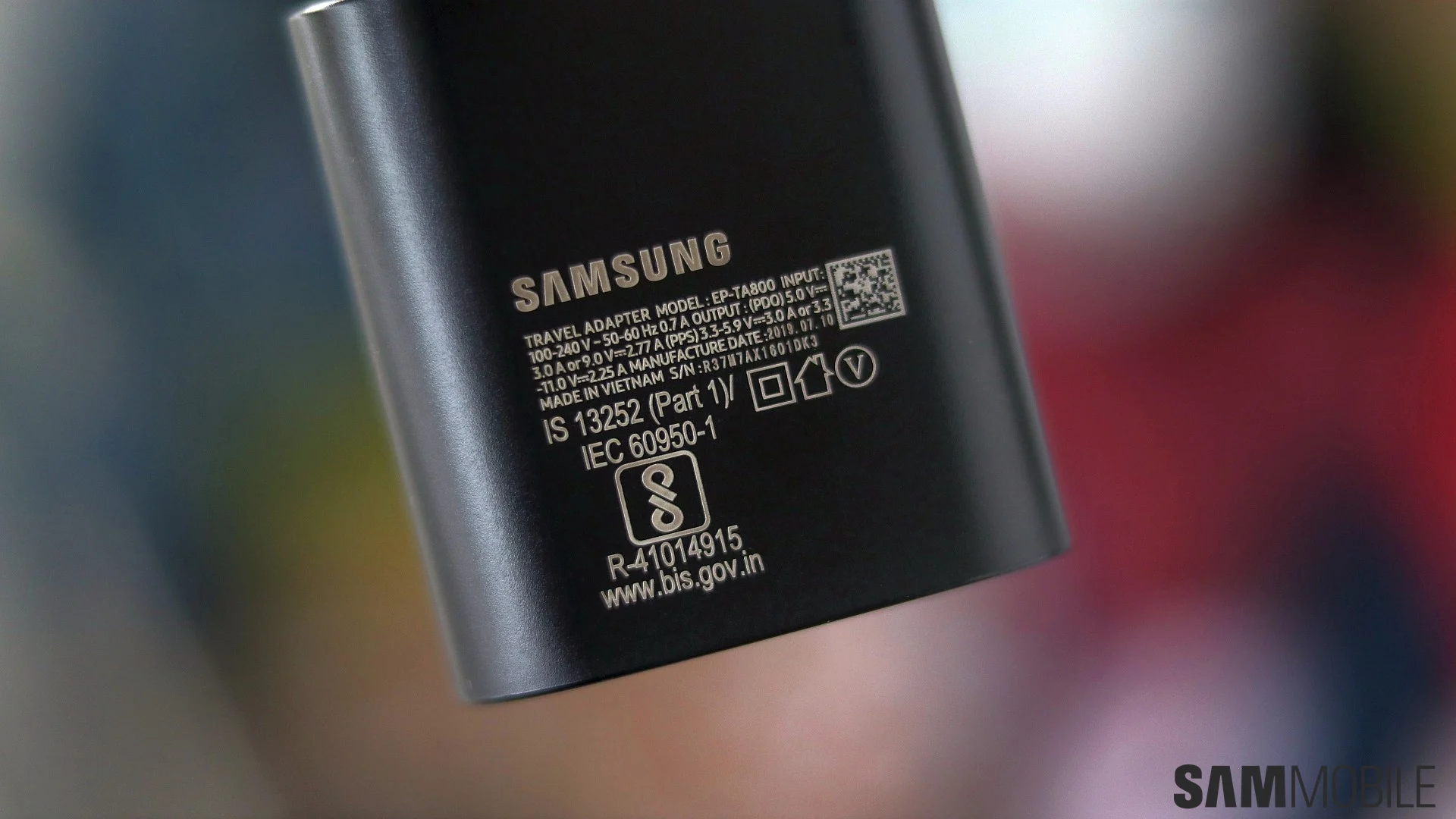 galaxy-note-10-25w-charger.webp