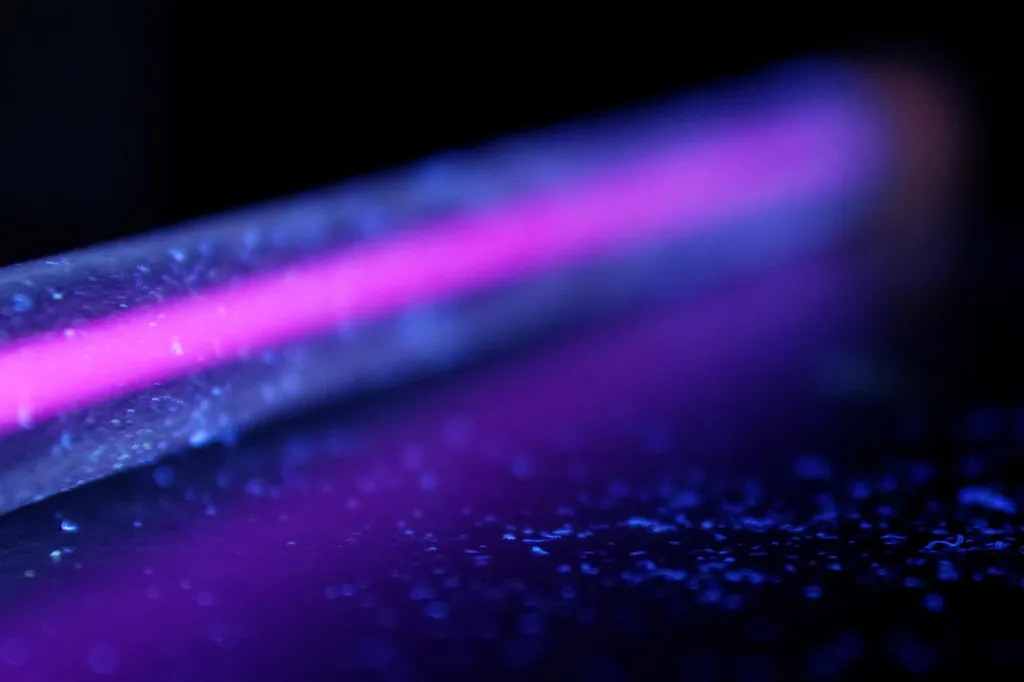 Ultraviolet-Light-UV-Lamp.webp