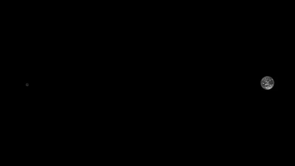 tt1-0718931263-ega1-earth-moon.webp
