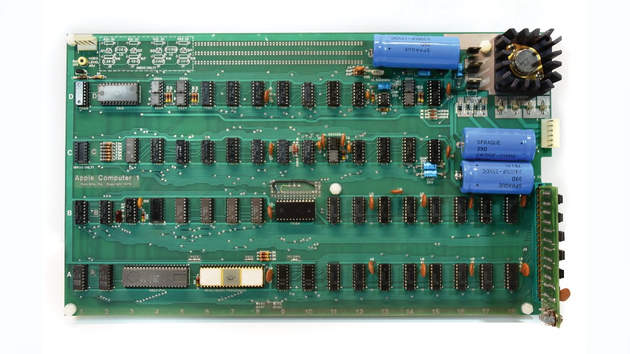 51706-102438-000-lead-Apple-I-xl.jpg