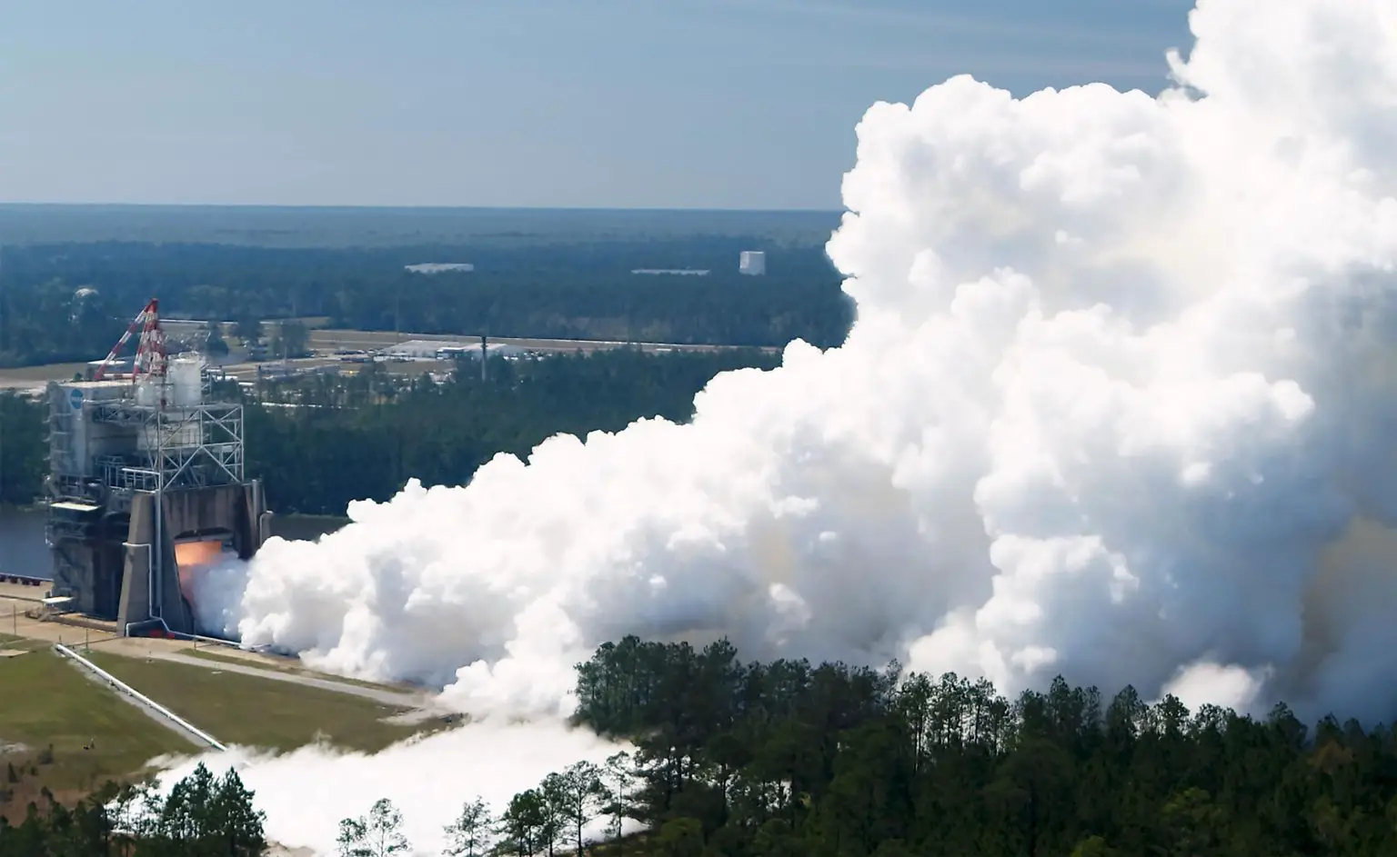 NASA-Long-Duration-Hot-Fire-of-RS-25-Engine-1536x943.webp