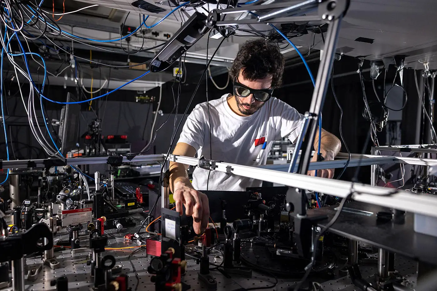 Romain-Tirole-Double-Slit-Experiment.webp