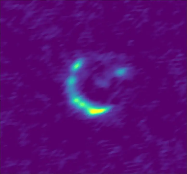 Lensed-Galaxy-Acquired-With-ALMA-Interferometer-777x722.webp