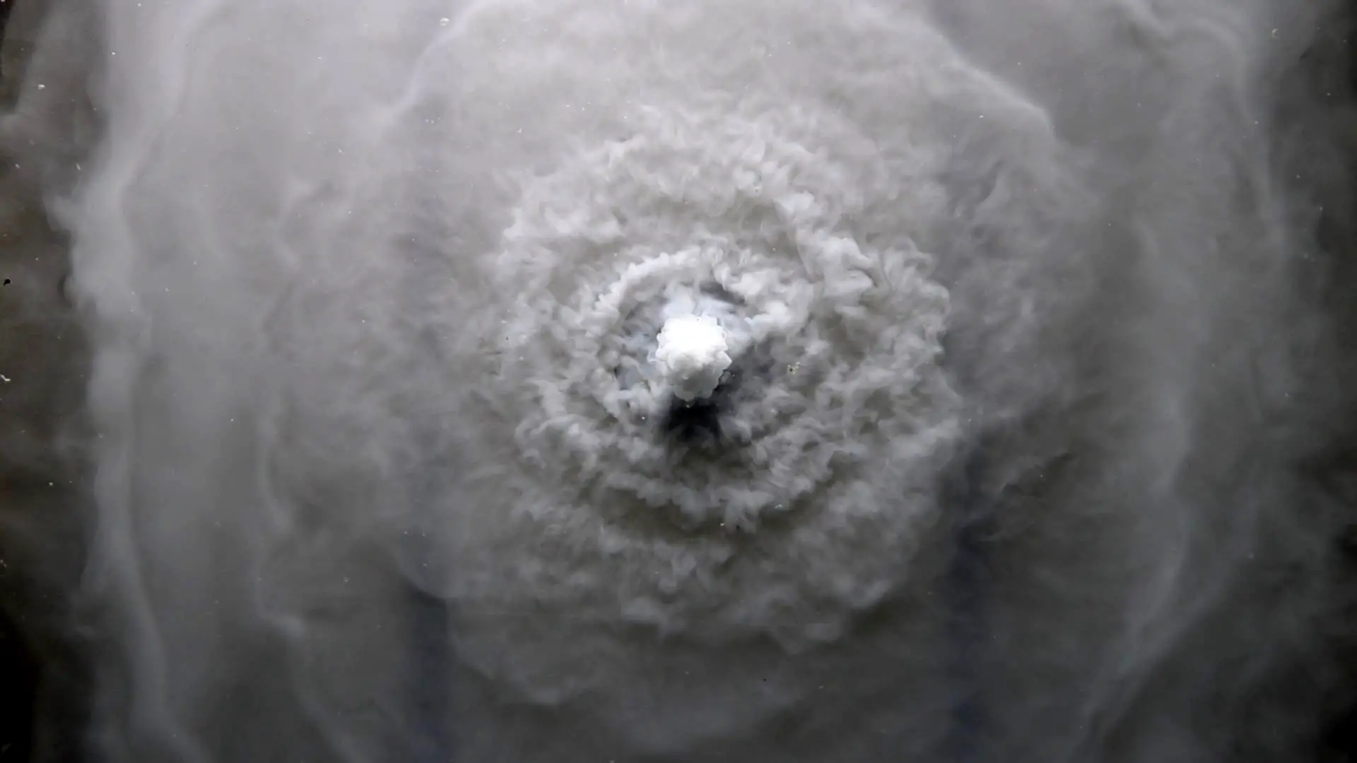 Simulating-Large-Submarine-Eruption.webp