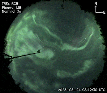 Auroras-Pulsating-and-Rippling-Through-the-Skies-Over-Canada.gif