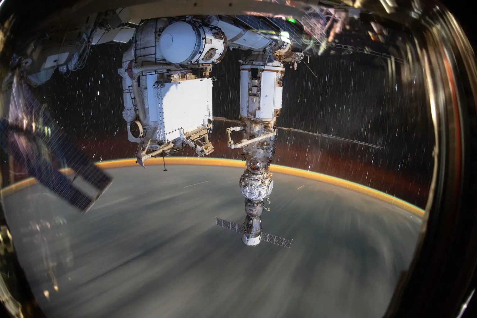 ISS-Soars-Above-Earth-1536x1024.webp