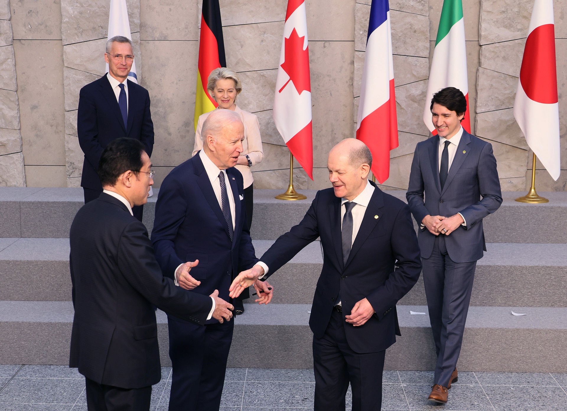 Fumio_Kishida_attended_the_March_2022_G7_summit_at_NATO_HQ_(2).jpg