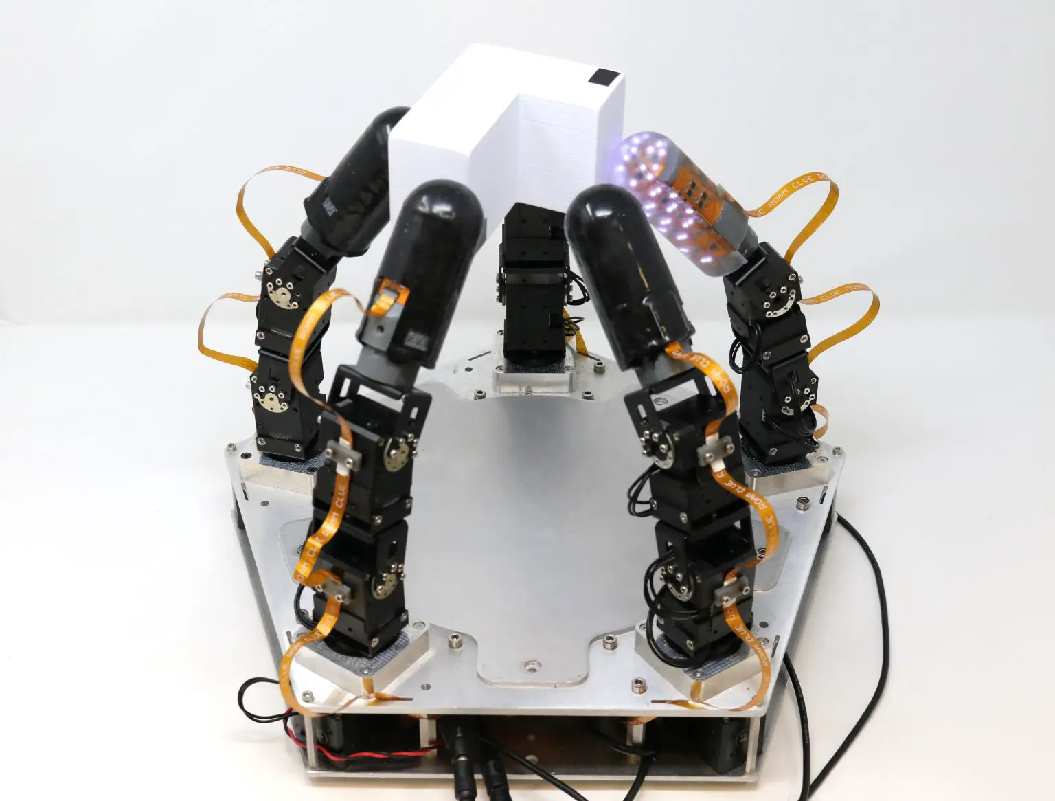 Dexterous-Robot-Hand-Equipped-With-Five-Tactile-Fingers-1536x1166.webp