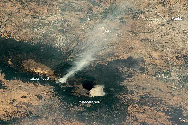 Popocatepetl-Volcano-Mexico-Annotated.webp