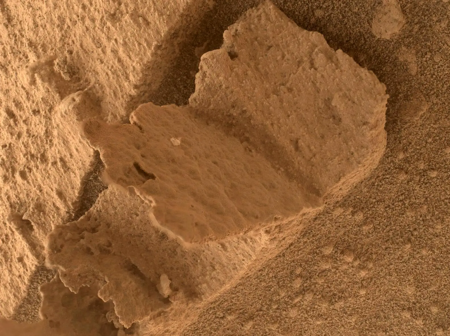 NASA-Curiosity-Mars-Rover-Book-Like-Rock.webp