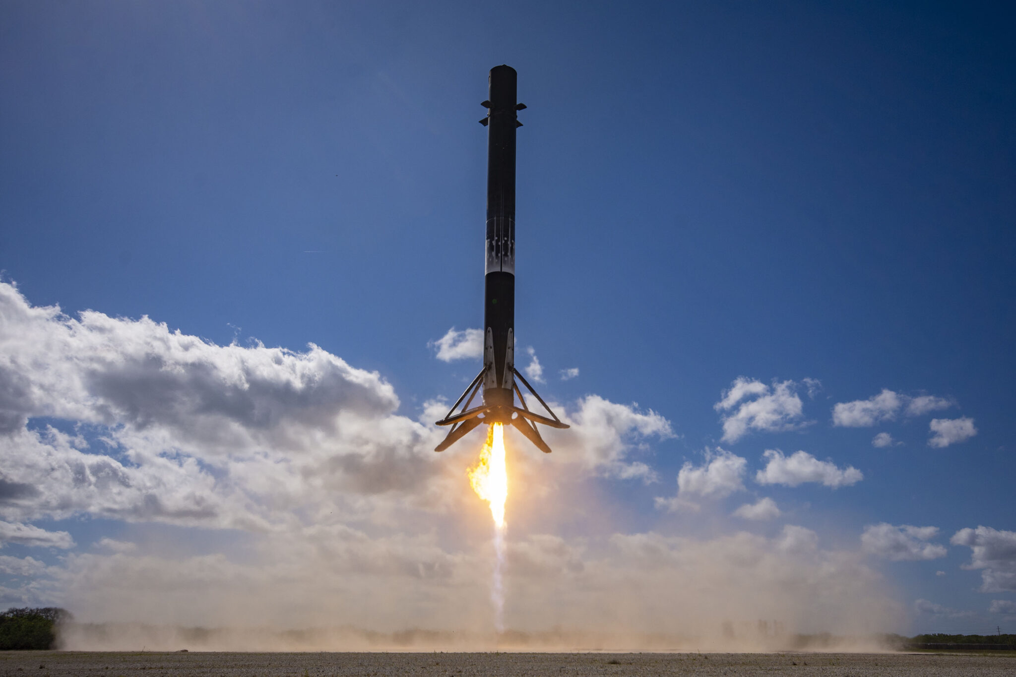 SPACEX-FALCON-9-LANDING-2048x1365.jpeg