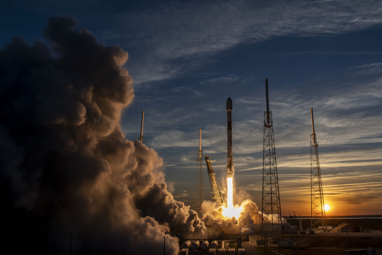 SPACEX-FALCON-9-FEBRUARY-2023-STARLINK-GEN-2-1456x971.jpeg