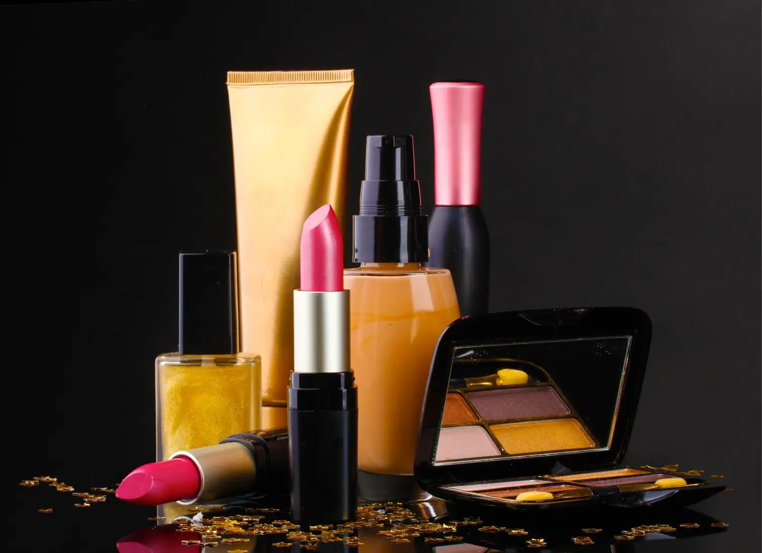 Beauty-Makeup-Cosmetics-1536x1114.webp