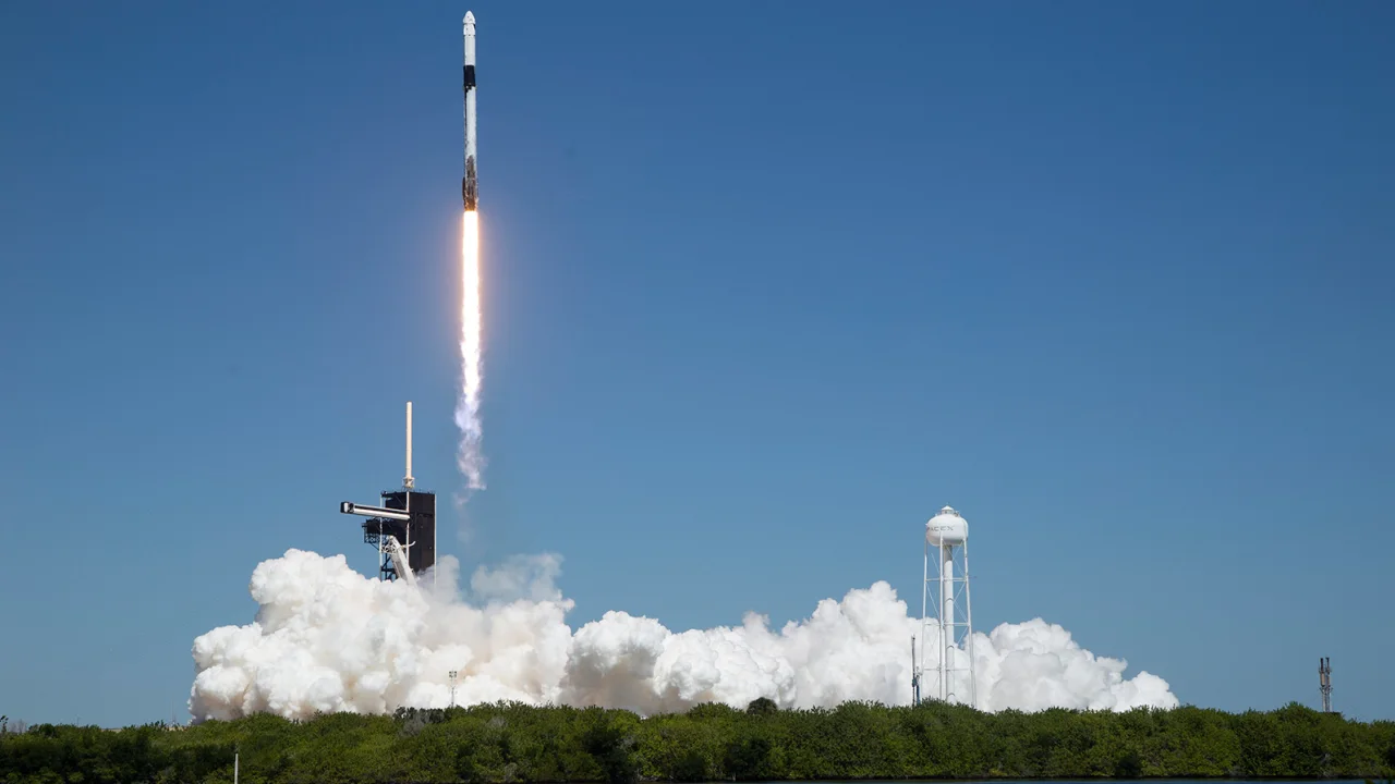 230518135115-01-how-to-watch-axiom-2-spacex-launch-axiom-1-file.webp