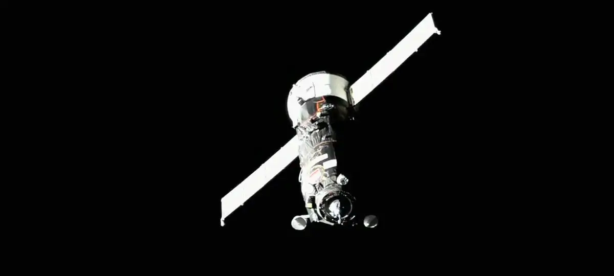 Progress-84-Cargo-Craft-Approaches-Space-Station.webp