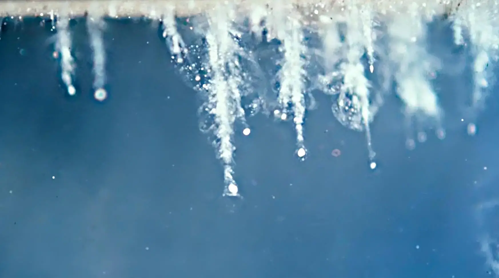 Impact-Paths-and-Bodies-of-Small-Particles-of-Comet-Debris.webp