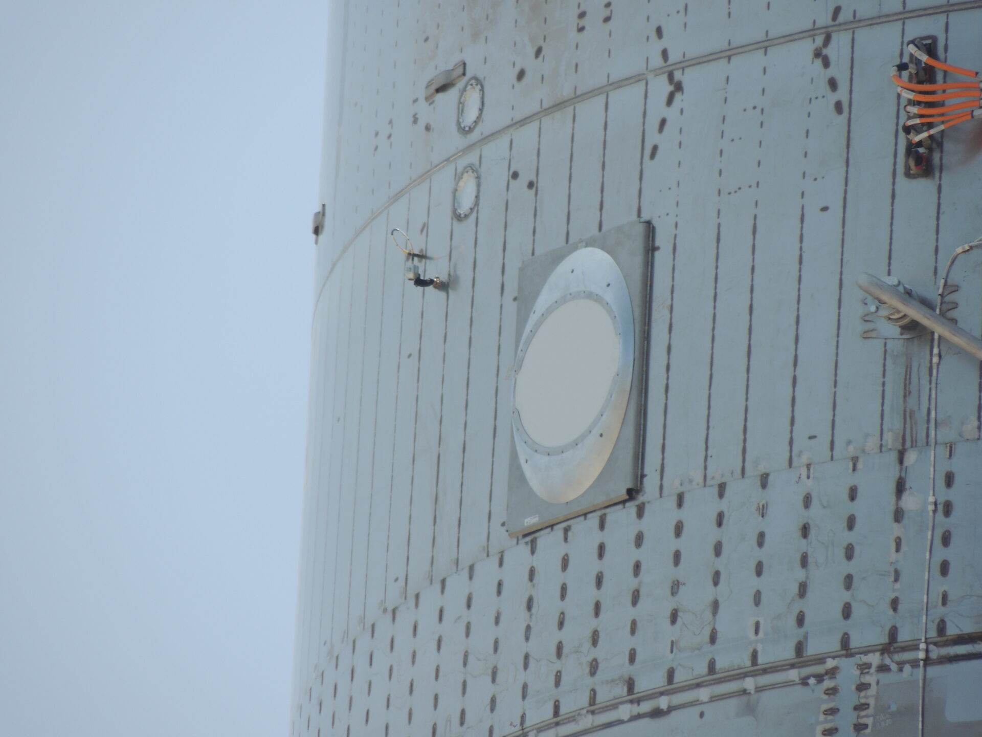 SPACEX-STARSHIP-SN15-DISH-STARLINK-1-1920x1440.jpg