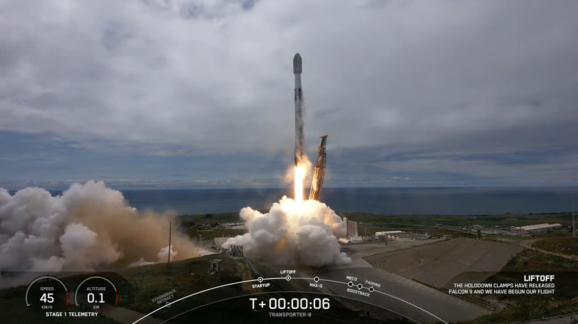 SPACEX-FALCON-9-4.png