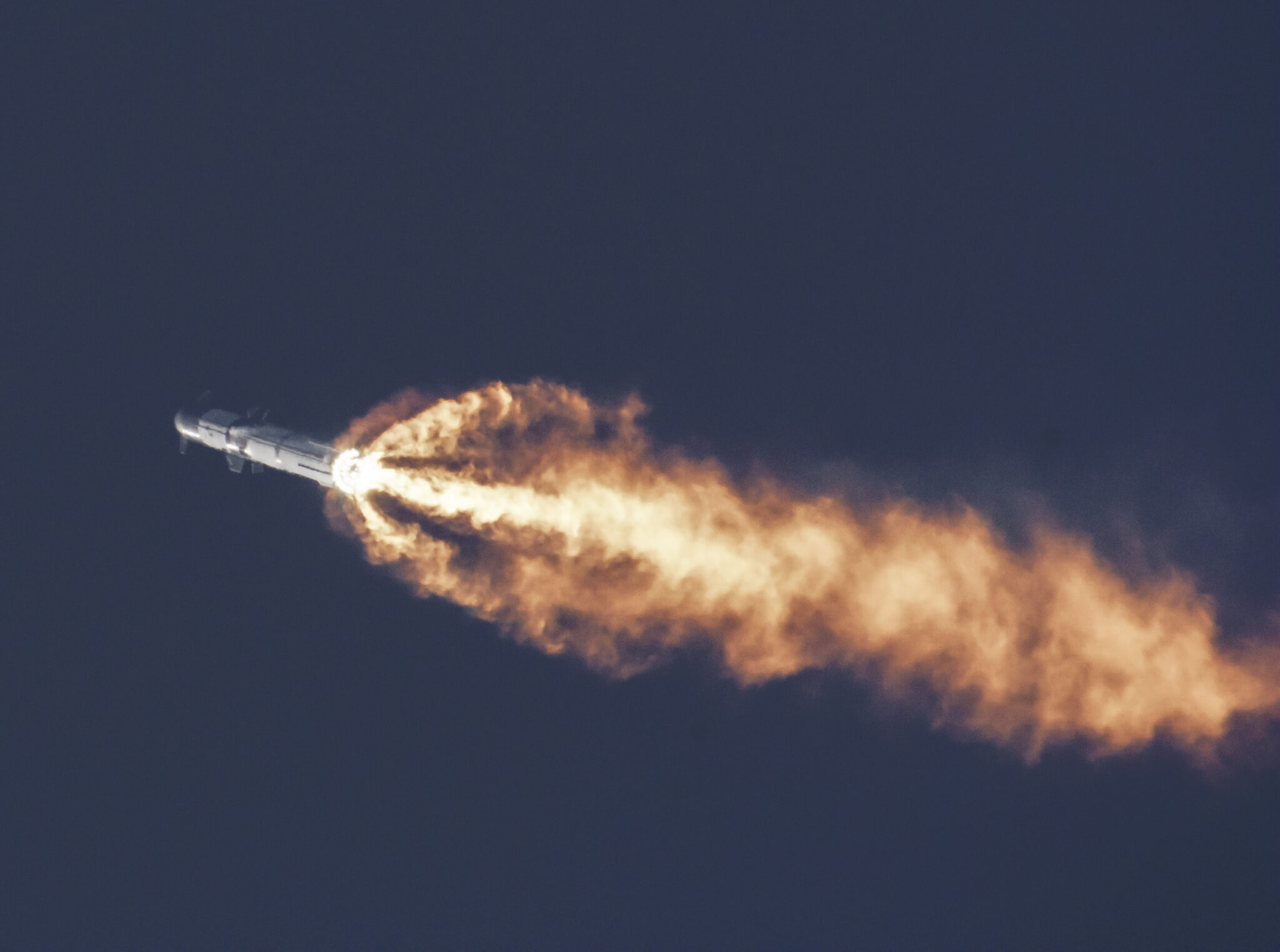 SPACEX-STARSHIP-TEST-LAUNCH-APRIL-2023-2048x1523.jpeg