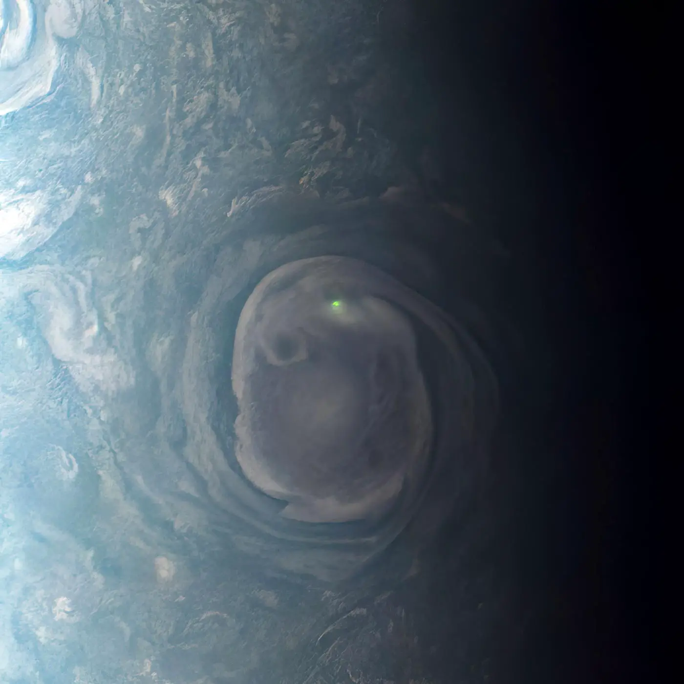 NASA-Juno-Mission-Lightning-Jupiter.webp