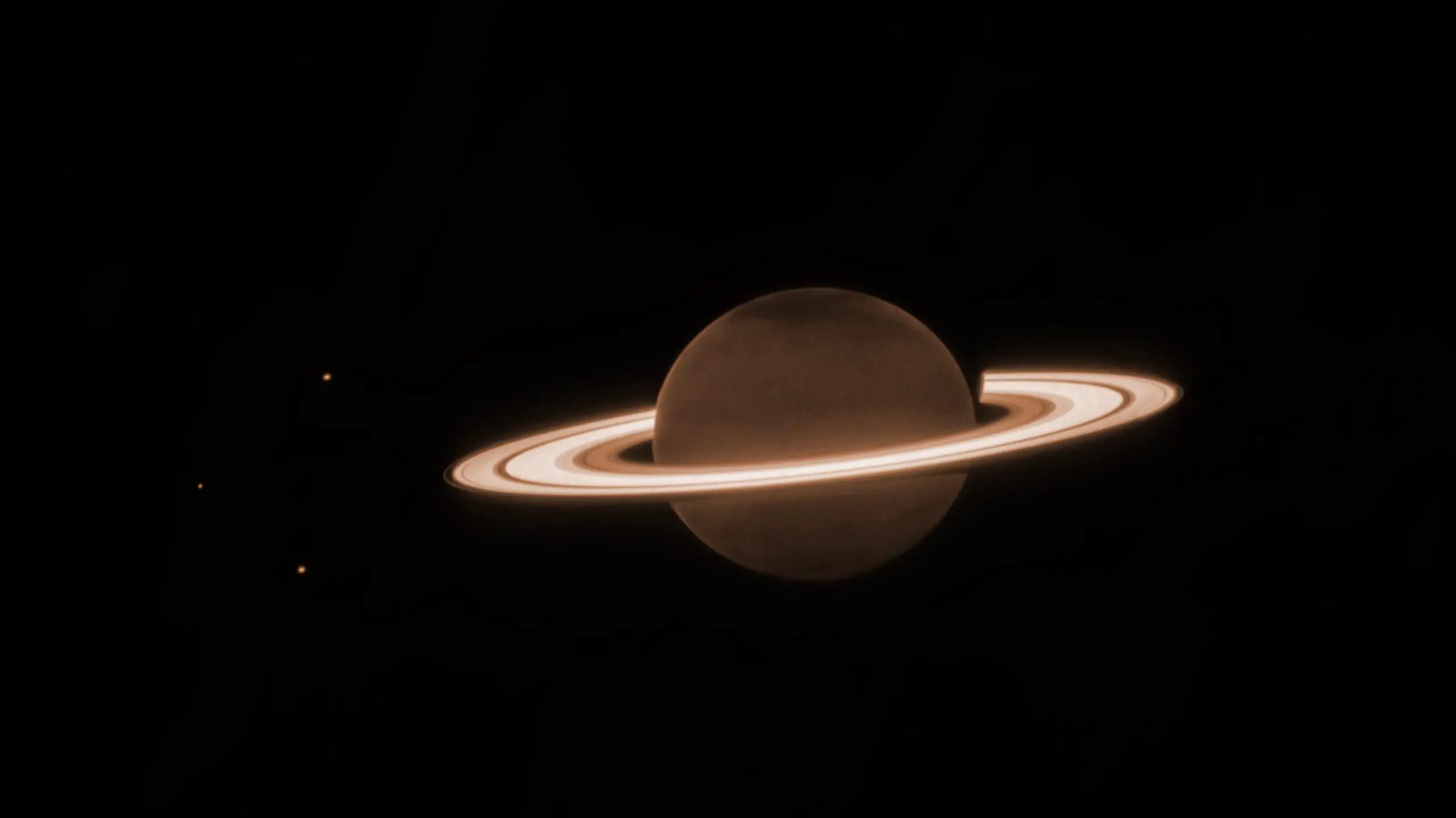 Saturn-Webb-NIRCam-scaled.webp
