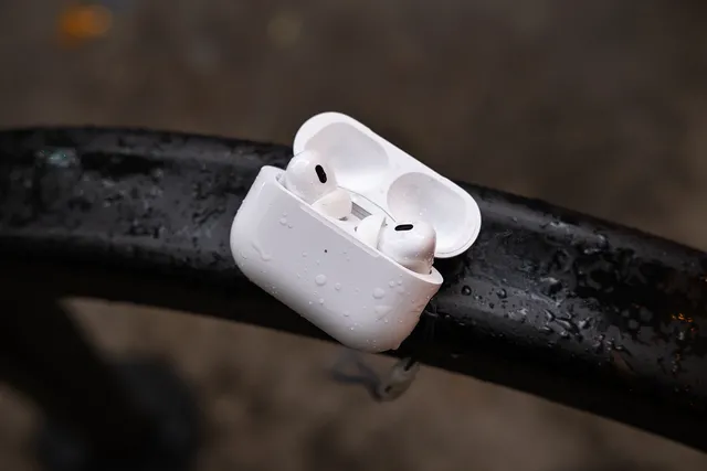 226285_AIRPODS_PRO_2_cwelch_0012.webp
