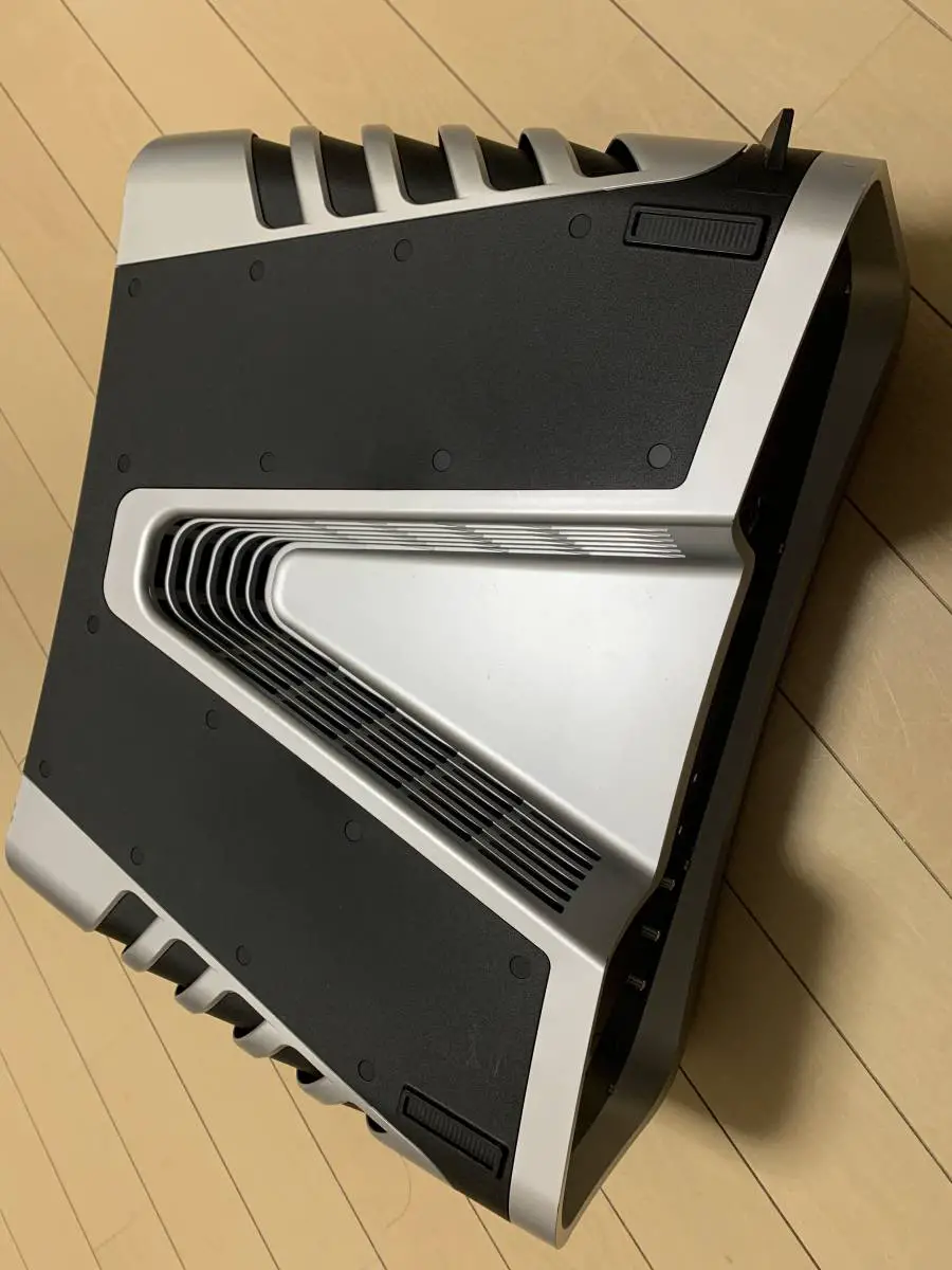 ps5-prototype_devkit4.webp