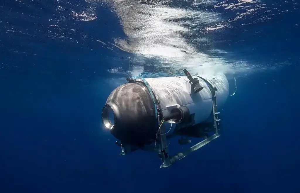 Titan-Submersible-Diving-Underwater.webp