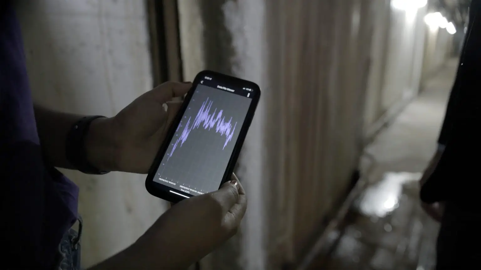 Underground-Temperature-Sensor-Data-Readout-1536x861.webp