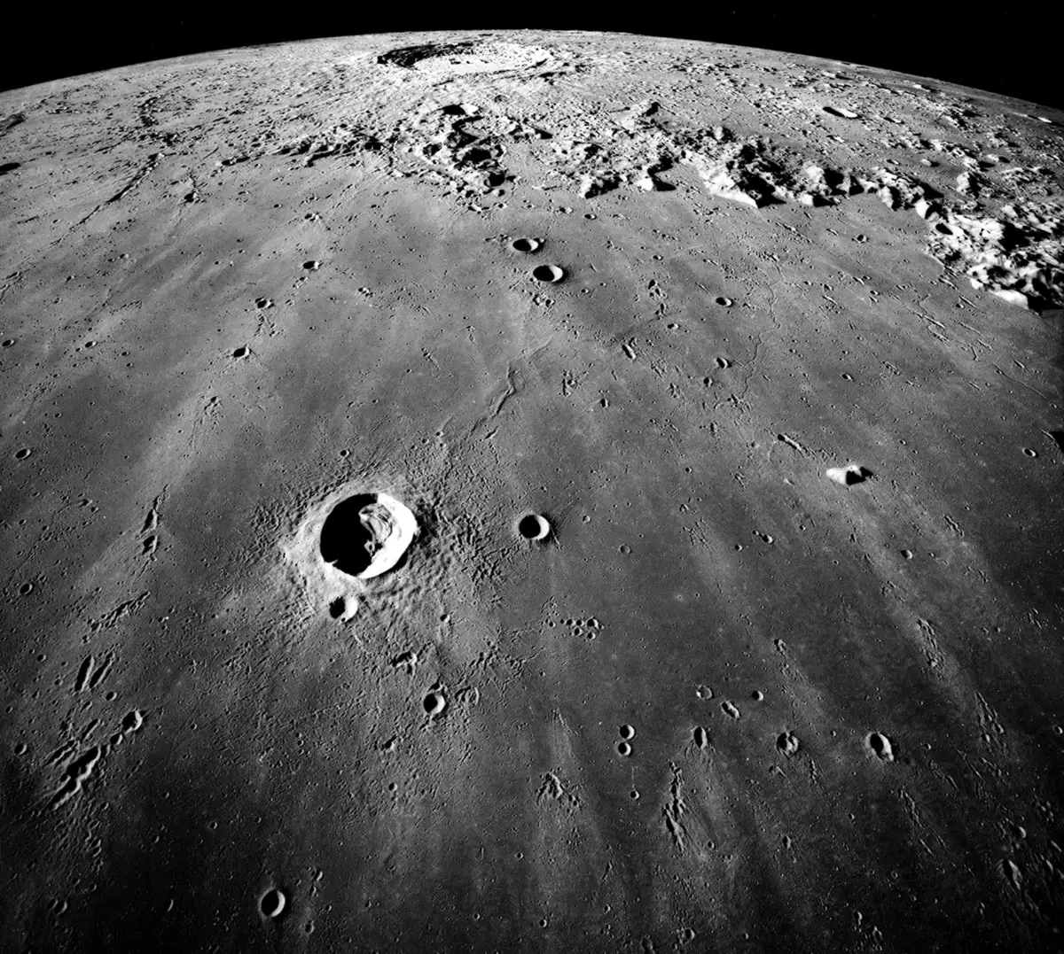 Mare-Imbrium-Apollo-17.webp