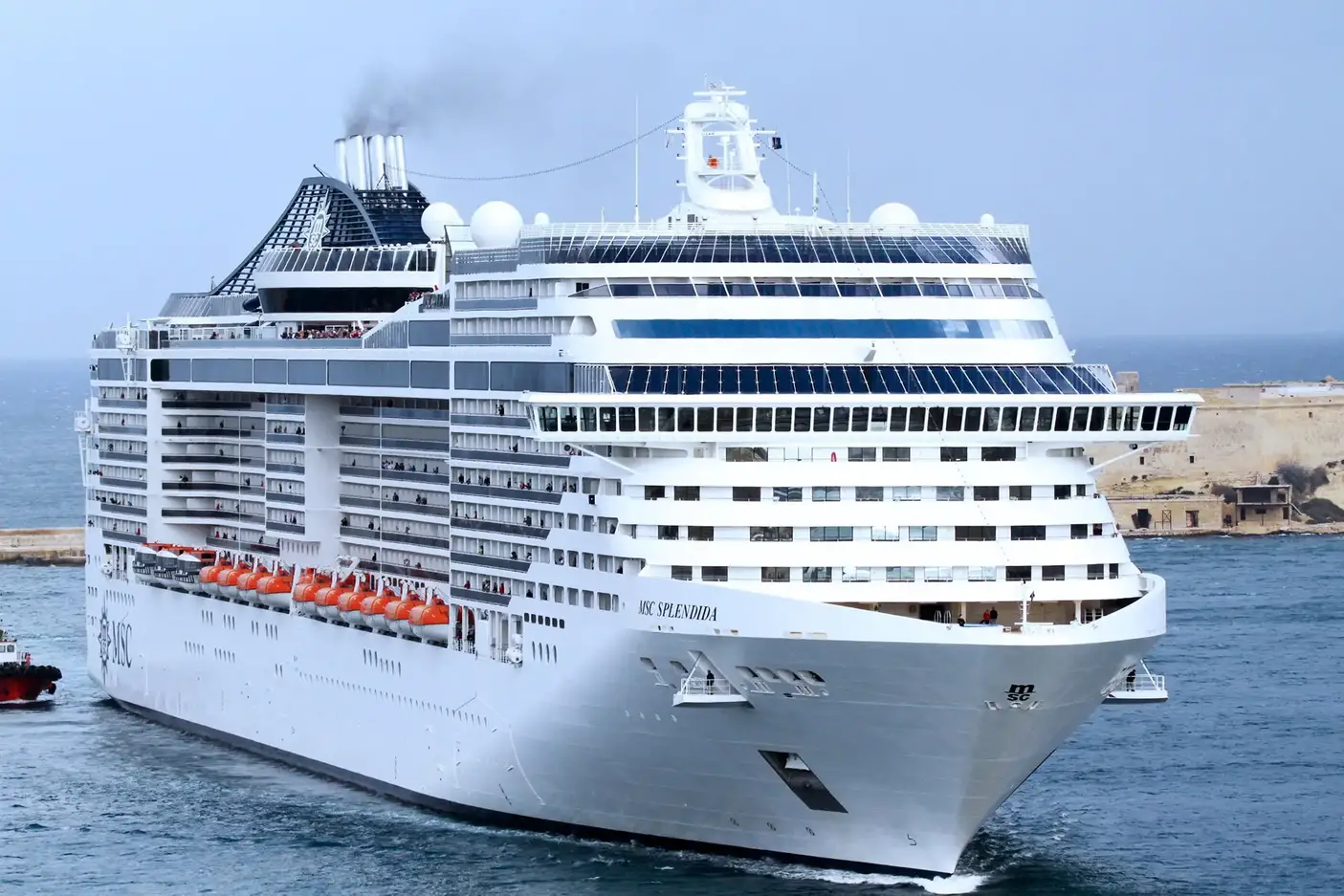 Huge-Cruise-Ship.webp