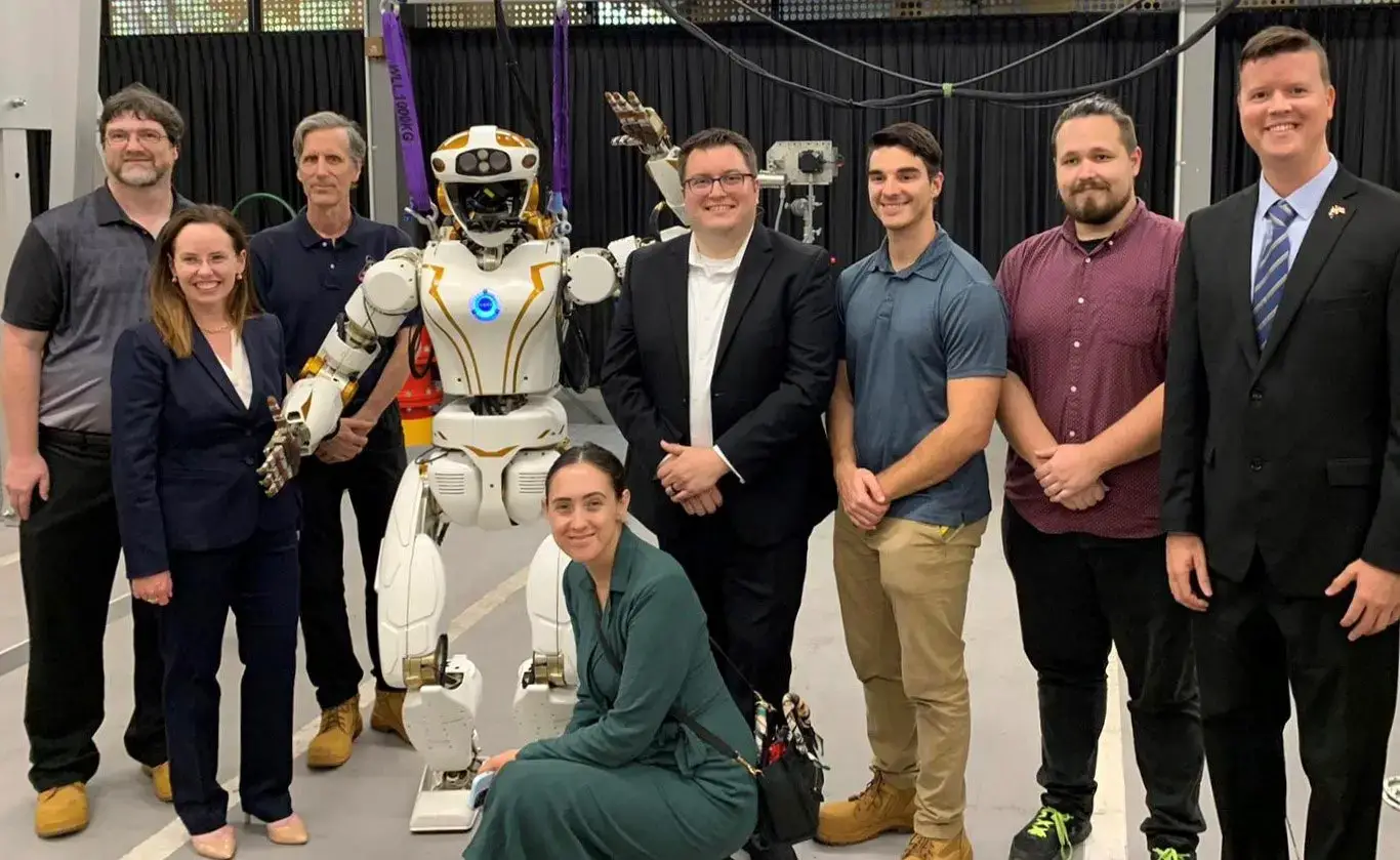 NASA-Dexterous-Robotics-Team-Valkyrie-Robot.webp