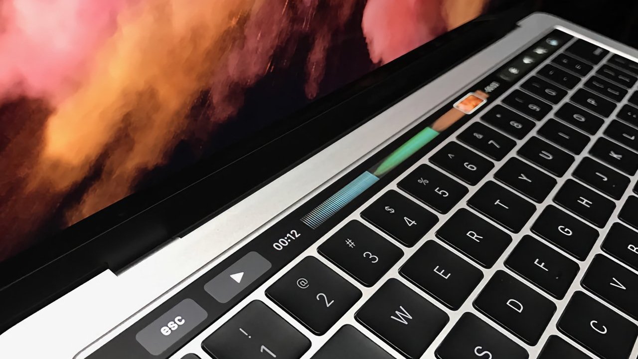 55489-112673-000-lead-Display-and-Touch-Bar-xl.jpg