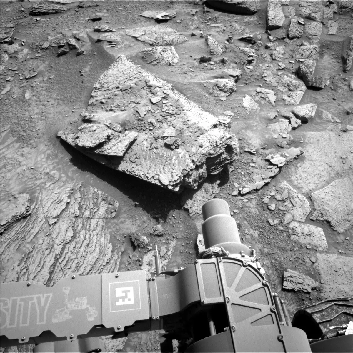 NASA-Mars-Rover-Curiosity-Sol-3897.webp