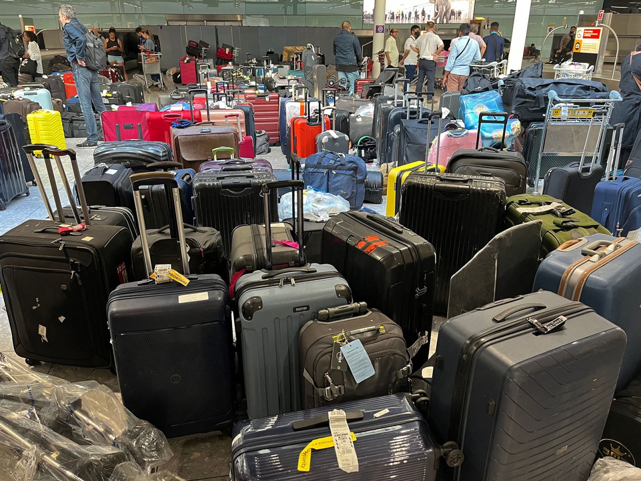 230721125608-05-airtag-lost-bike-barry-sherry-heathrow.jpg