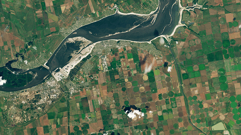 Canals-in-Ukraine-Drying-Up.gif