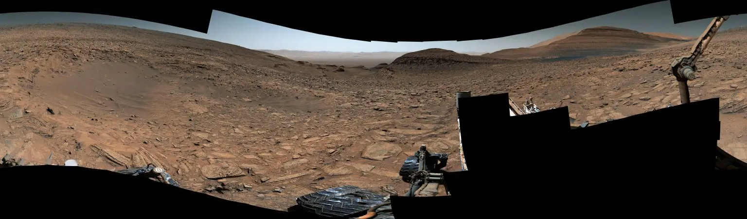 Curiosity-Views-a-Crater-at-Jau-1536x451.webp