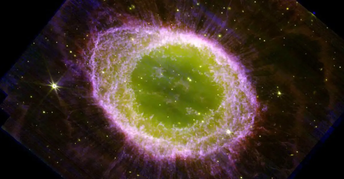 Ring-Nebula-Webb.webp