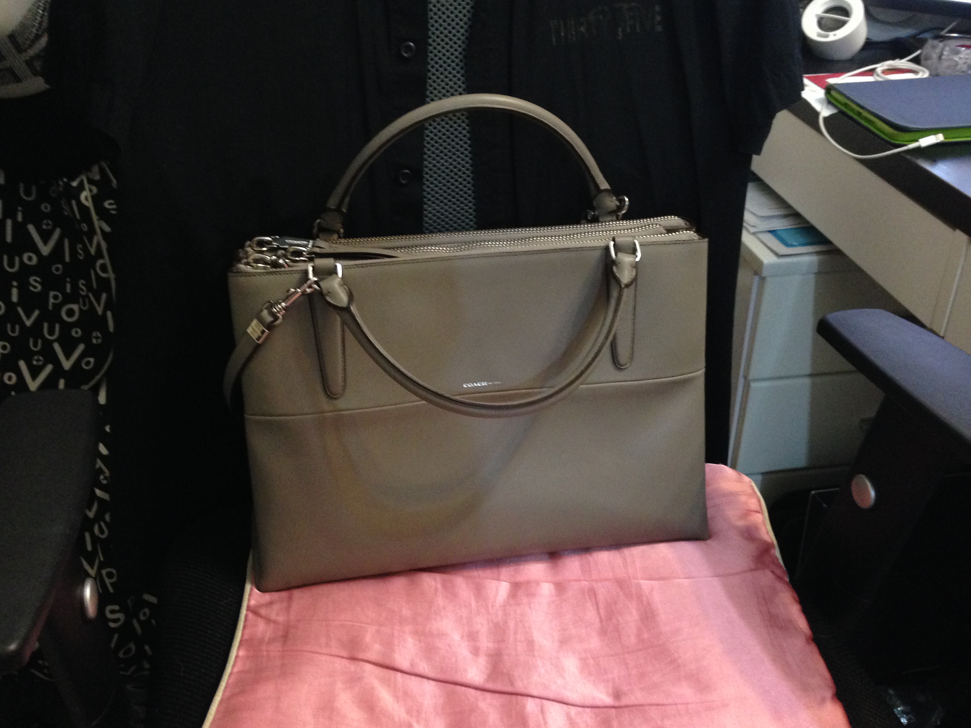 Coach_-_The_Borough_Bag_in_Retro_Glove_Tan_Leather.JPG