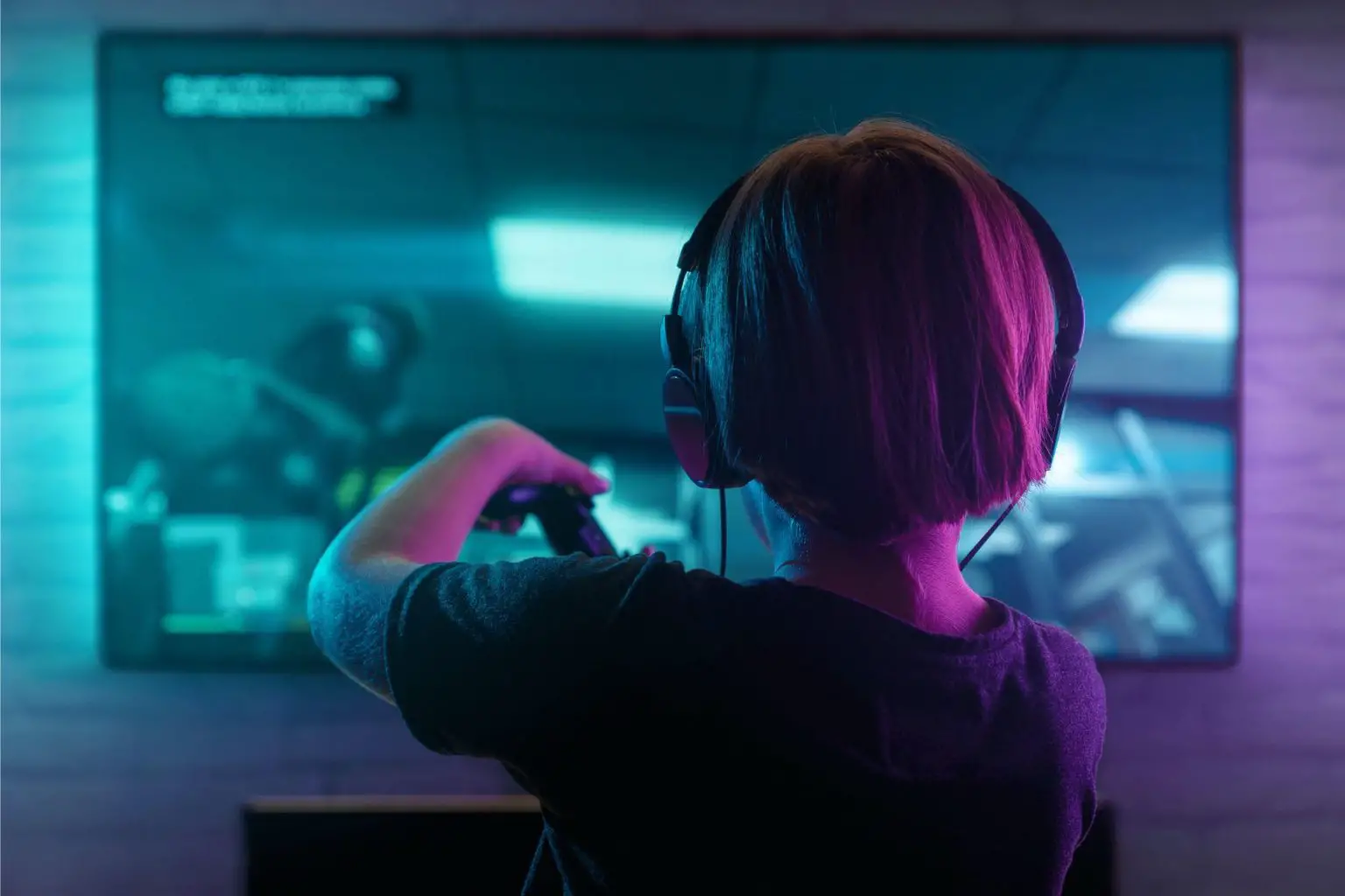 Young-Child-Playing-Video-Games-1536x1024.webp